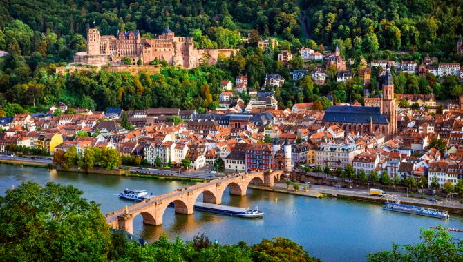 Urlaub Deutschland Reisen - Heidelberg mit Neckarschifffahrt